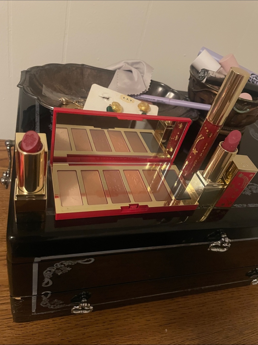 Estée Lauder collection
